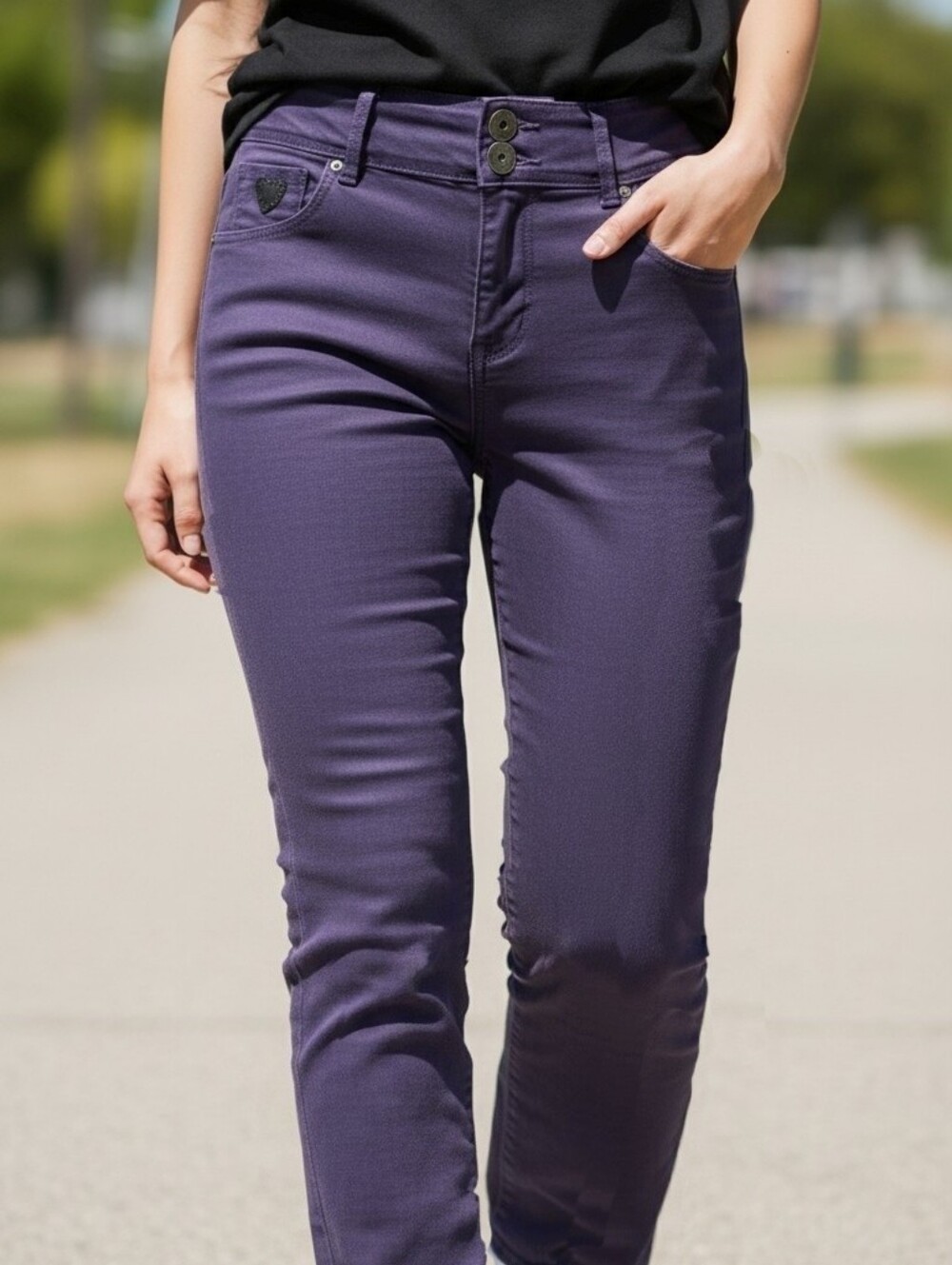 Straight Leg Women's Jeans in Deep Purple